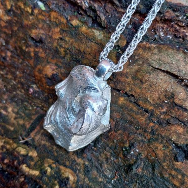 Pazifische Auster mit Strandschnecke - 925/- Silber