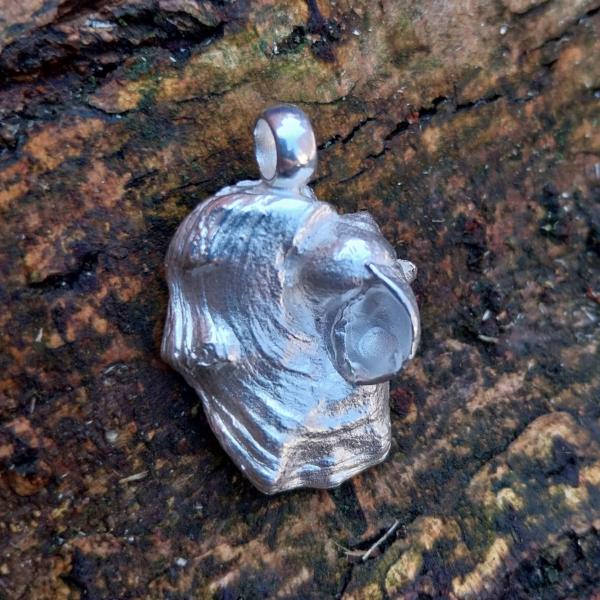 Pazifische Auster mit Strandschnecke - 925/- Silber